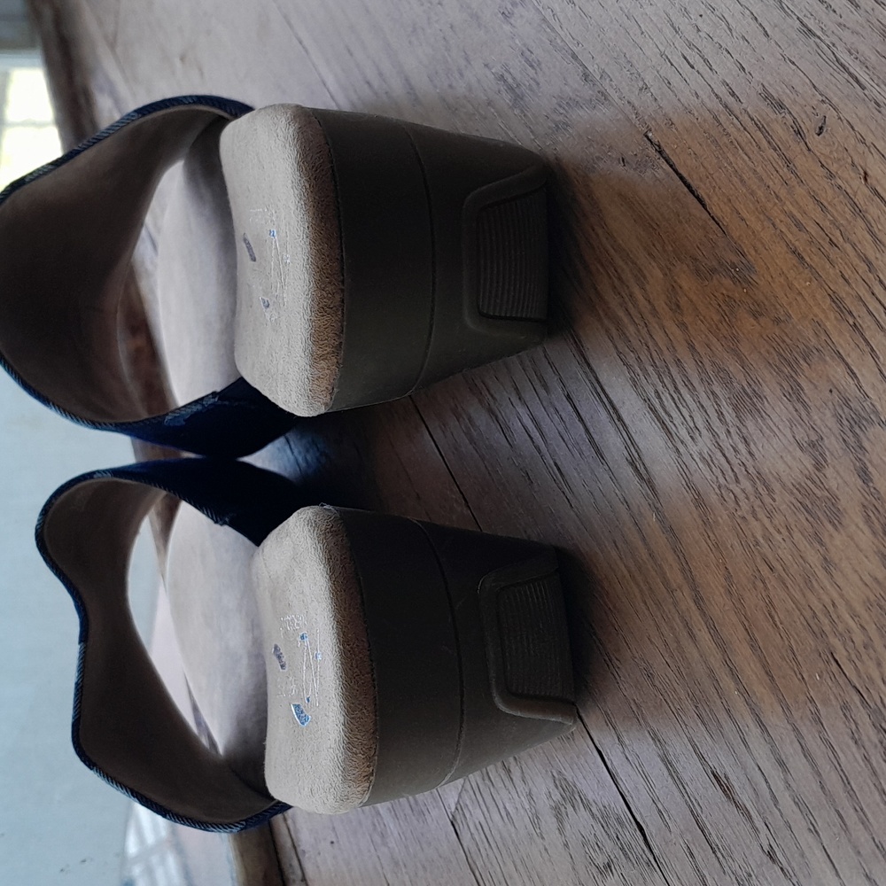 A2 by Aerosoles Heelrest Shoes - Picture 7 of 9